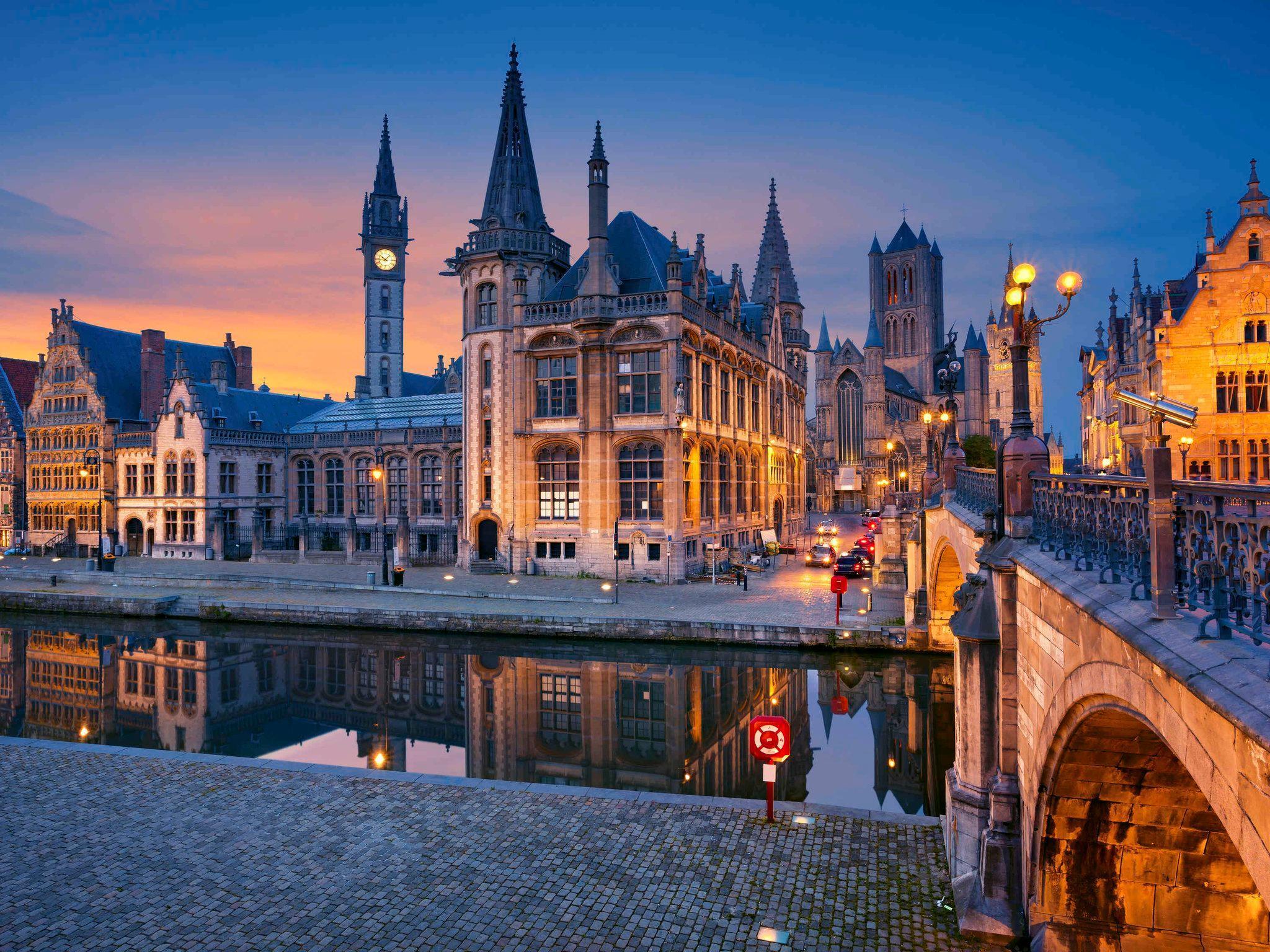 Novotel Gent Centrum Esterno foto